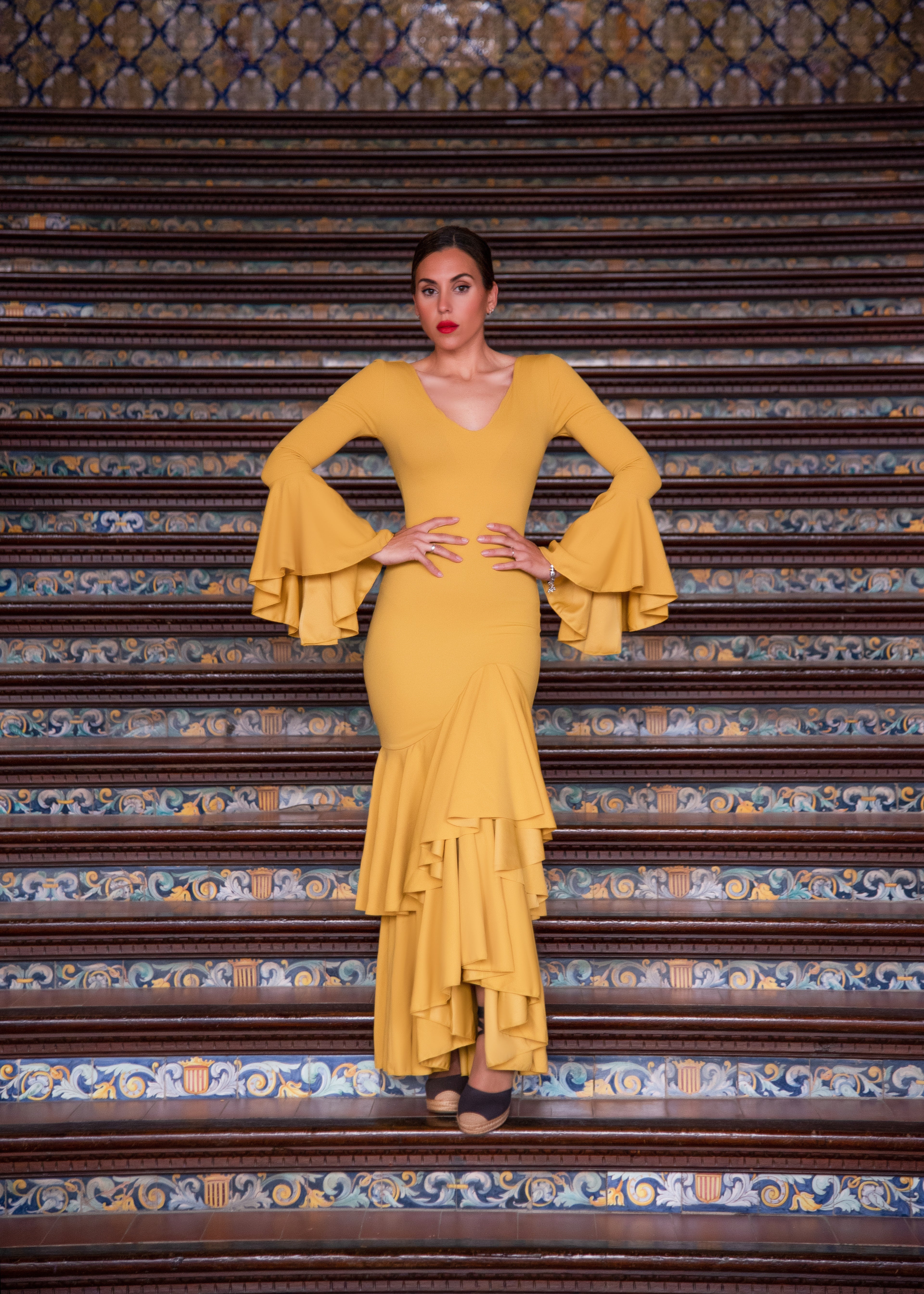 COSTUMES DE FLAMENCO POUR LA FOIRE D'AVRIL &amp; LYCRA FLAMENCO 0495 EMMA WU DESIGN FLAMENCO