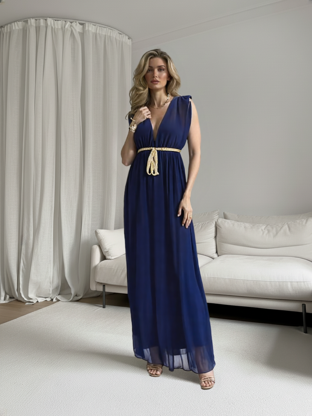 Emma Wu Design Vestido Largo 7296 en Gasa con Cinturón Dorado Elegante y Sofisticado para Mujer