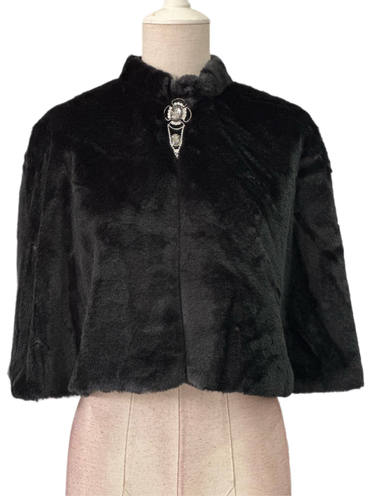 PONCHO PELOS - Emma Wu Design - 5176