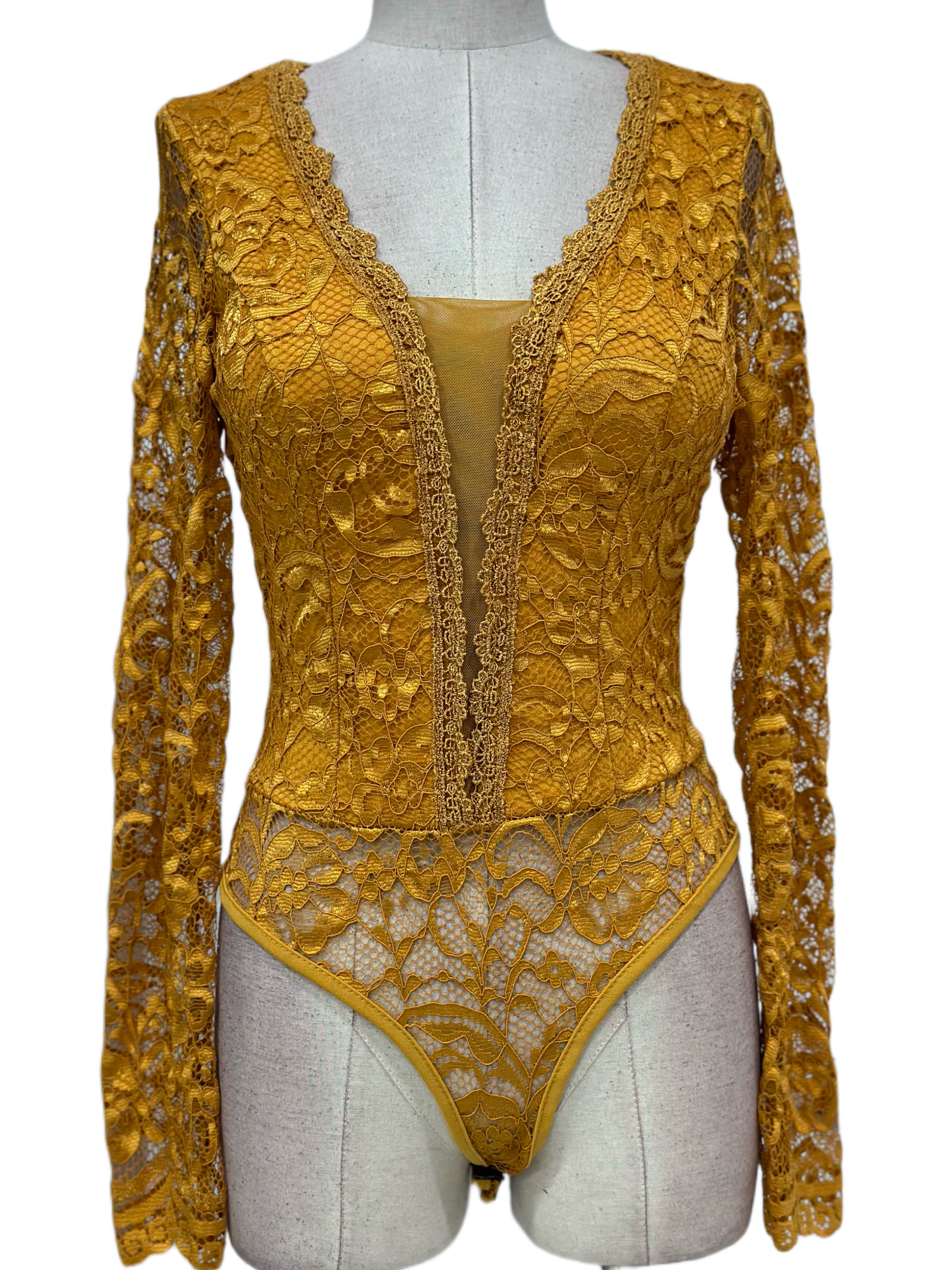 Emma Wu Design BODY 4853 - Encaje Amarillo con Mangas Largas y Diseño Detallado en la Espalda